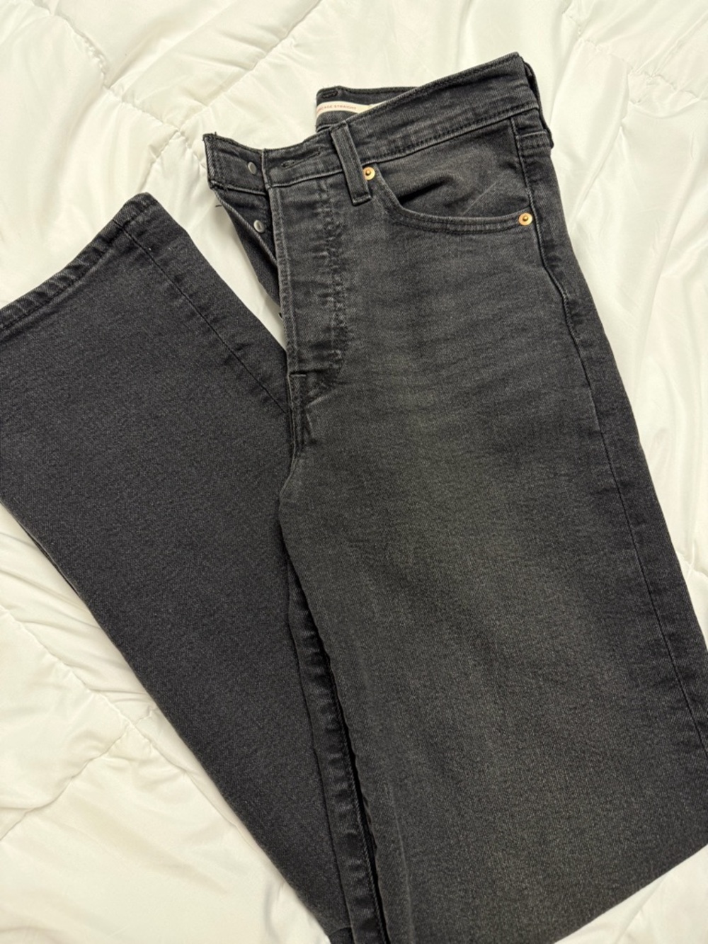 Levi's Black High-Rise Straight Jeans